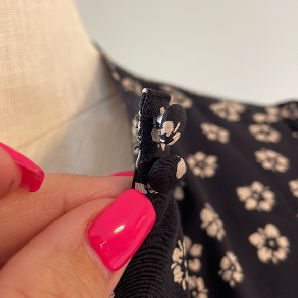 MADEWELL OVERSIZED XS crew/ Chocker 2 button neckline blouse tossed floral motif - Picture 11 of 15
